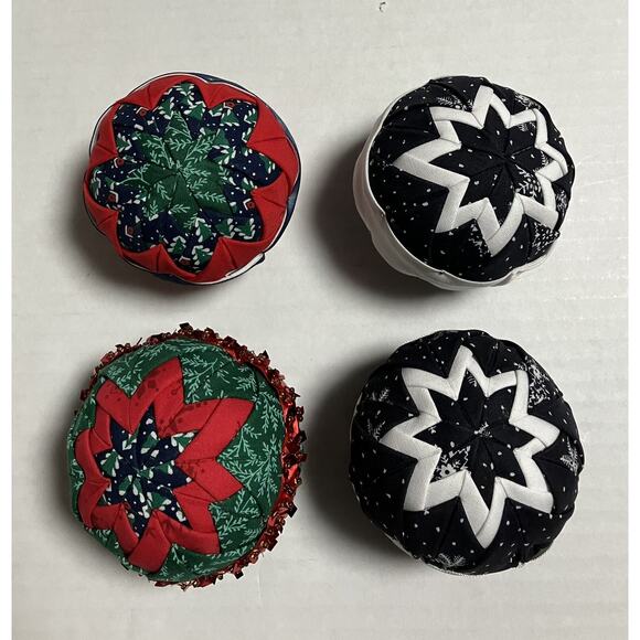 4 Vintage Handmade Quilted Fabric Christmas Ornaments 8-Pointed Star Pattern - Picture 1 of 5